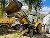 Foto de SUCATA RETROESCAVADEIRA NEW HOLLAND 95B