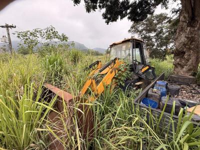 Foto de RETRO-ESCAVADEIRA JCB