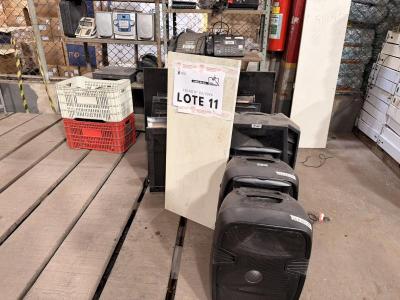 Foto de SUCATA DE ELETRÔNICOS